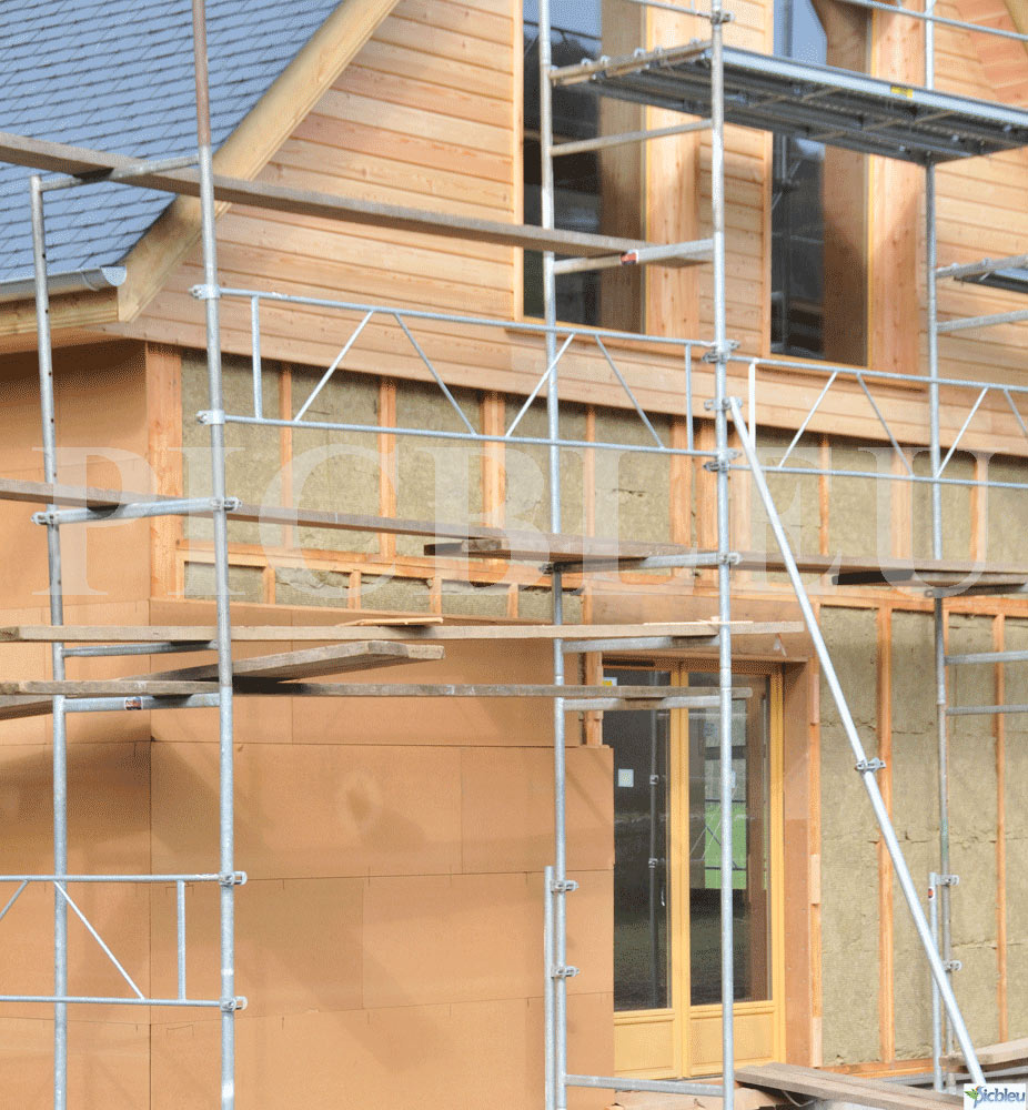 MOB-maison-ossature-bois-isolation-extérieure-chanvre-fibre-de-bois