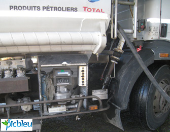 camion-de-livraison-de-fioul-domestique-chauffage-